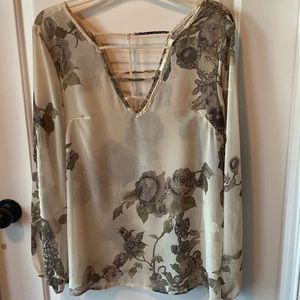 Les Soeurs Off-white Sheer Floral Long Sleeve Blouse